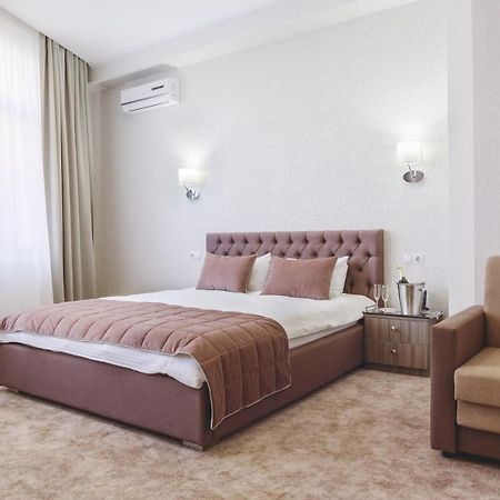 Familion Aparthotel Chisinau Luaran gambar